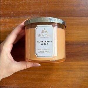 Bath & Body Works Rose Water & Ivy candle